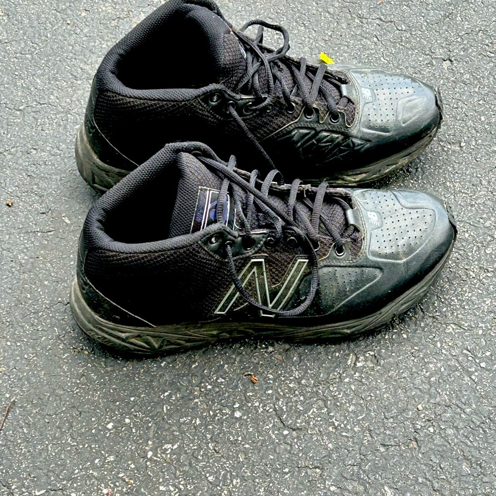 New Balance black high top umpire athletic turf shoes